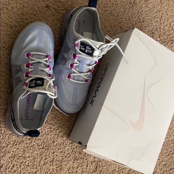 Nike Air VaporMax 2019 Women's Shoe - Picture 3 of 7